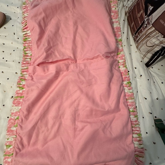 Adorable Lilly Pulitzer King Pillow Sham🩷Dorm, Nursery, Teen💚Xmas is coming🤍 - Picture 2 of 9